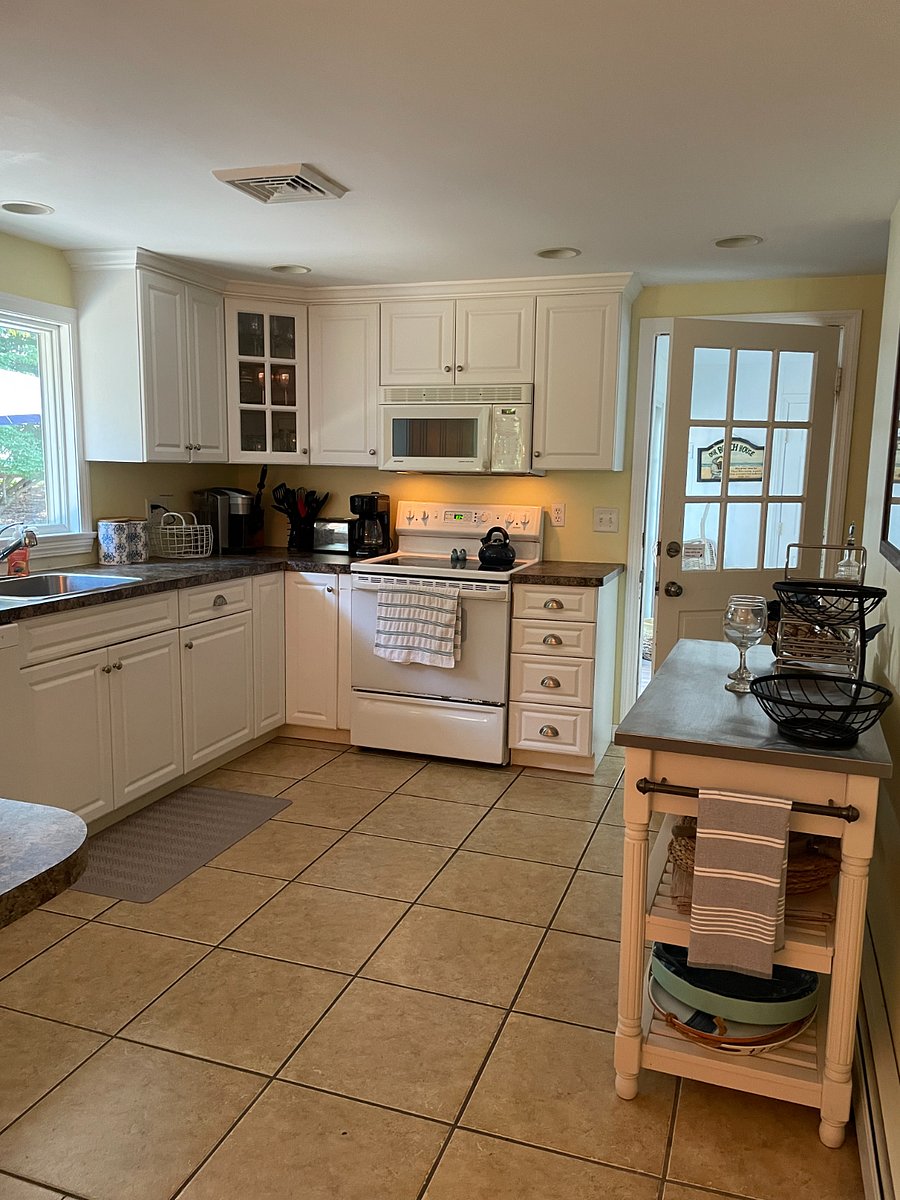 Furnished Finder property 887115_1 photo 4