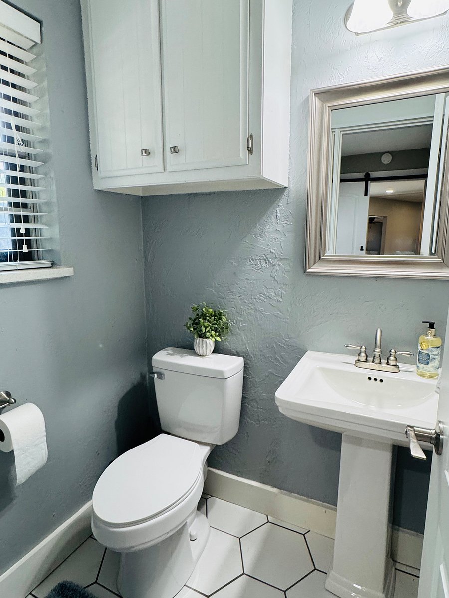 Furnished Finder property 887118_1 photo 32