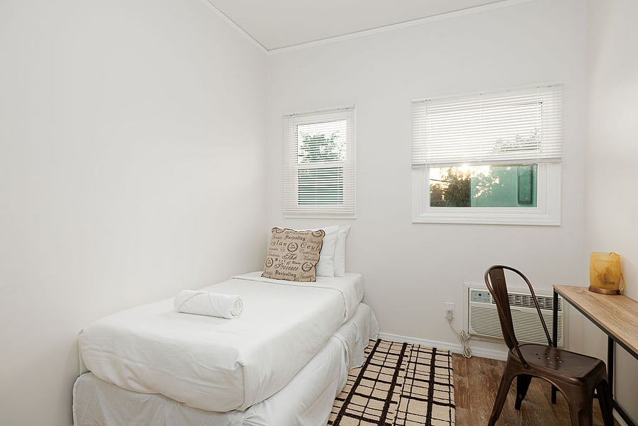 Furnished Finder property 887144_1 photo 16
