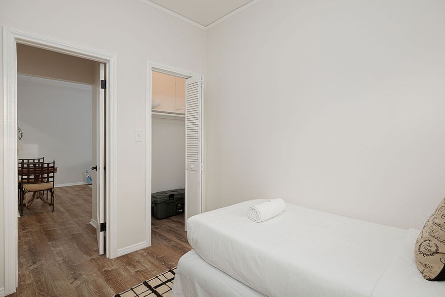 Furnished Finder property 887144_1 photo 15
