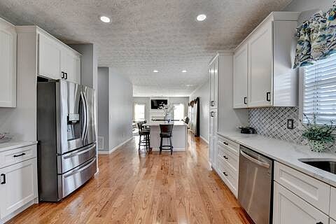 Furnished Finder property 887159_1 photo 10