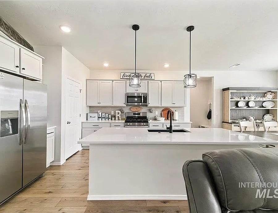 Furnished Finder property 887168_1 photo 6