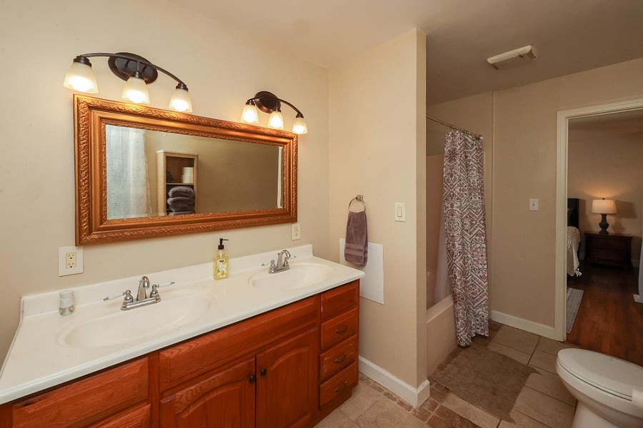 Furnished Finder property 887210_1 photo 9