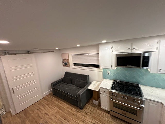 Furnished Finder property 887238_1 photo 6