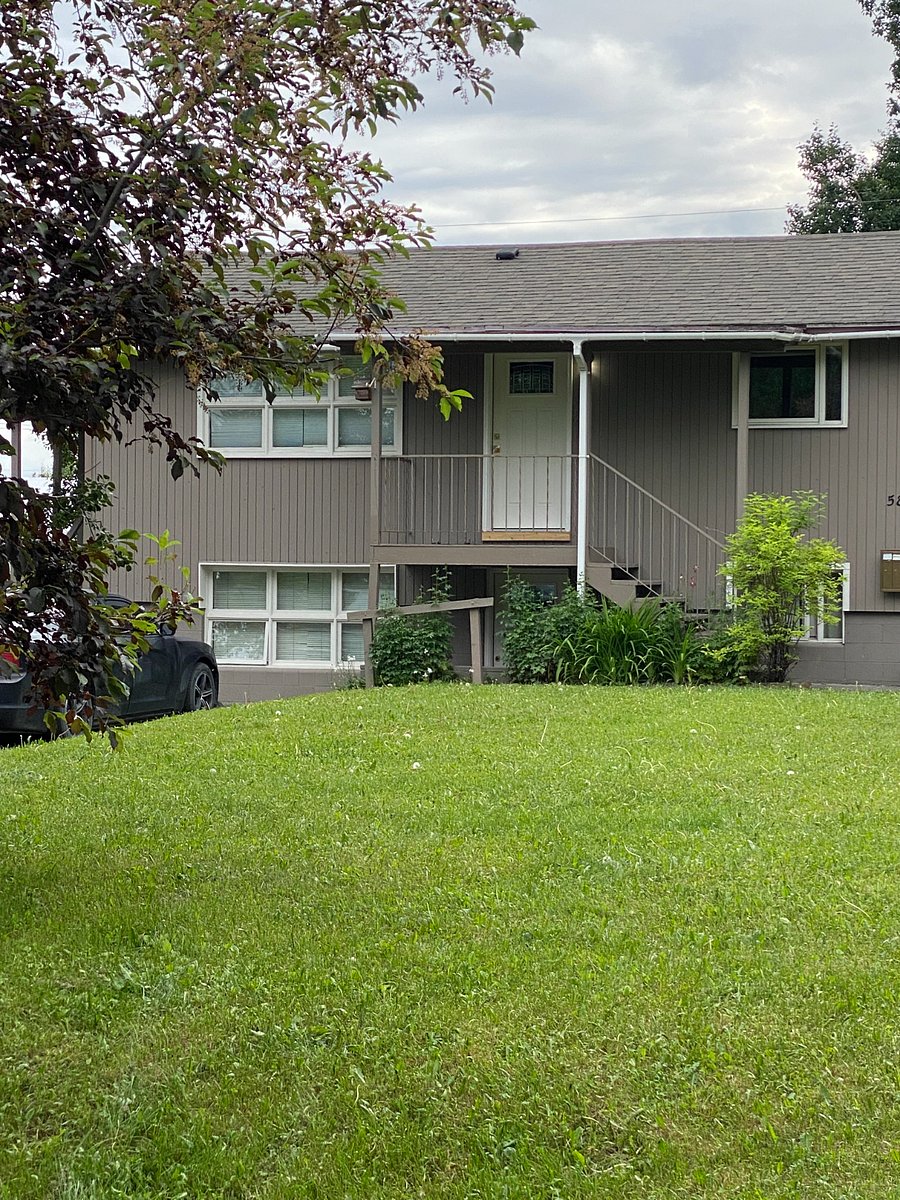 Front balcony/porch