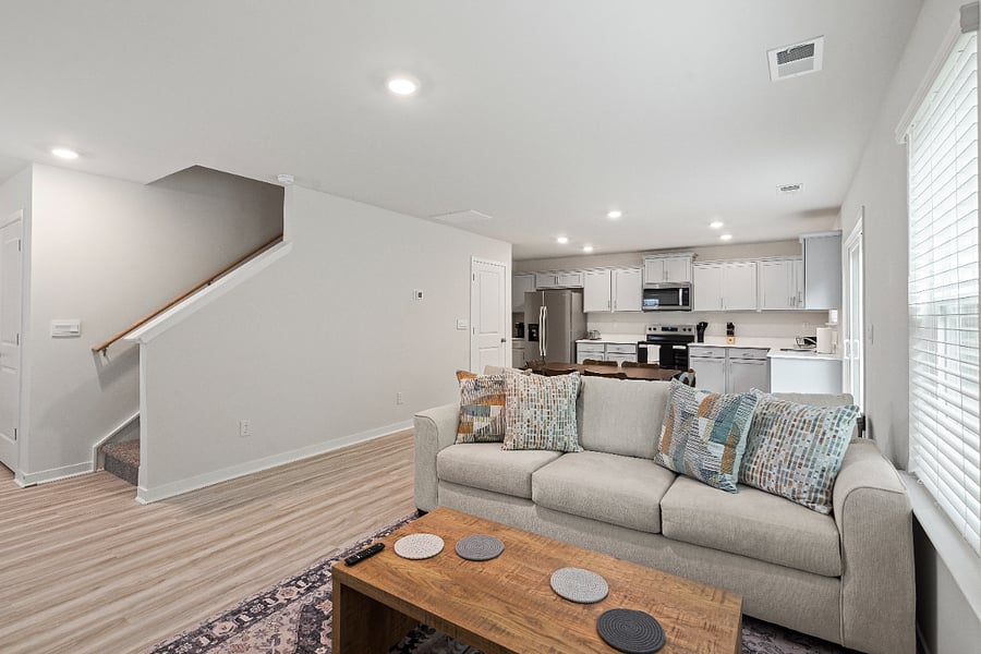 Furnished Finder property 887248_1 photo 3