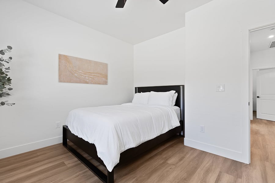 Furnished Finder property 887250_1 photo 14