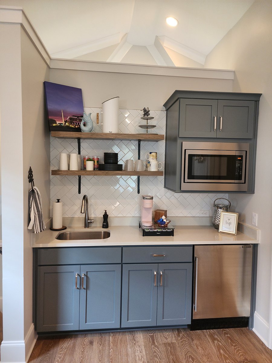 Kitchenette in the Carriage House