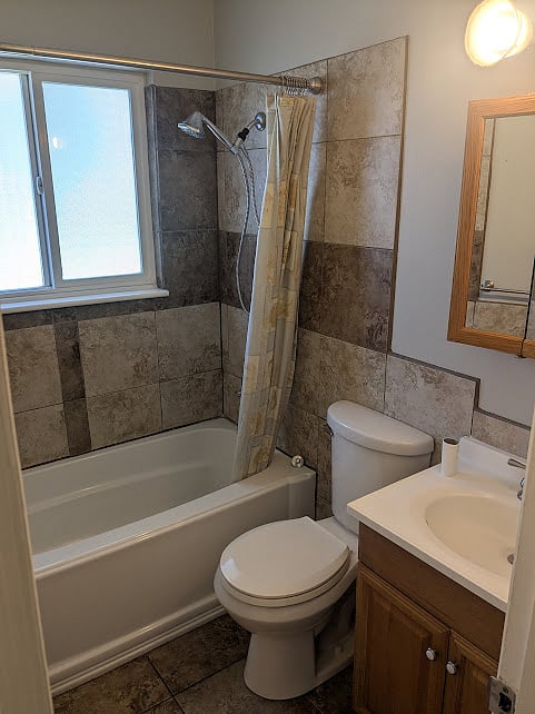 Full Bathroom, upstairs