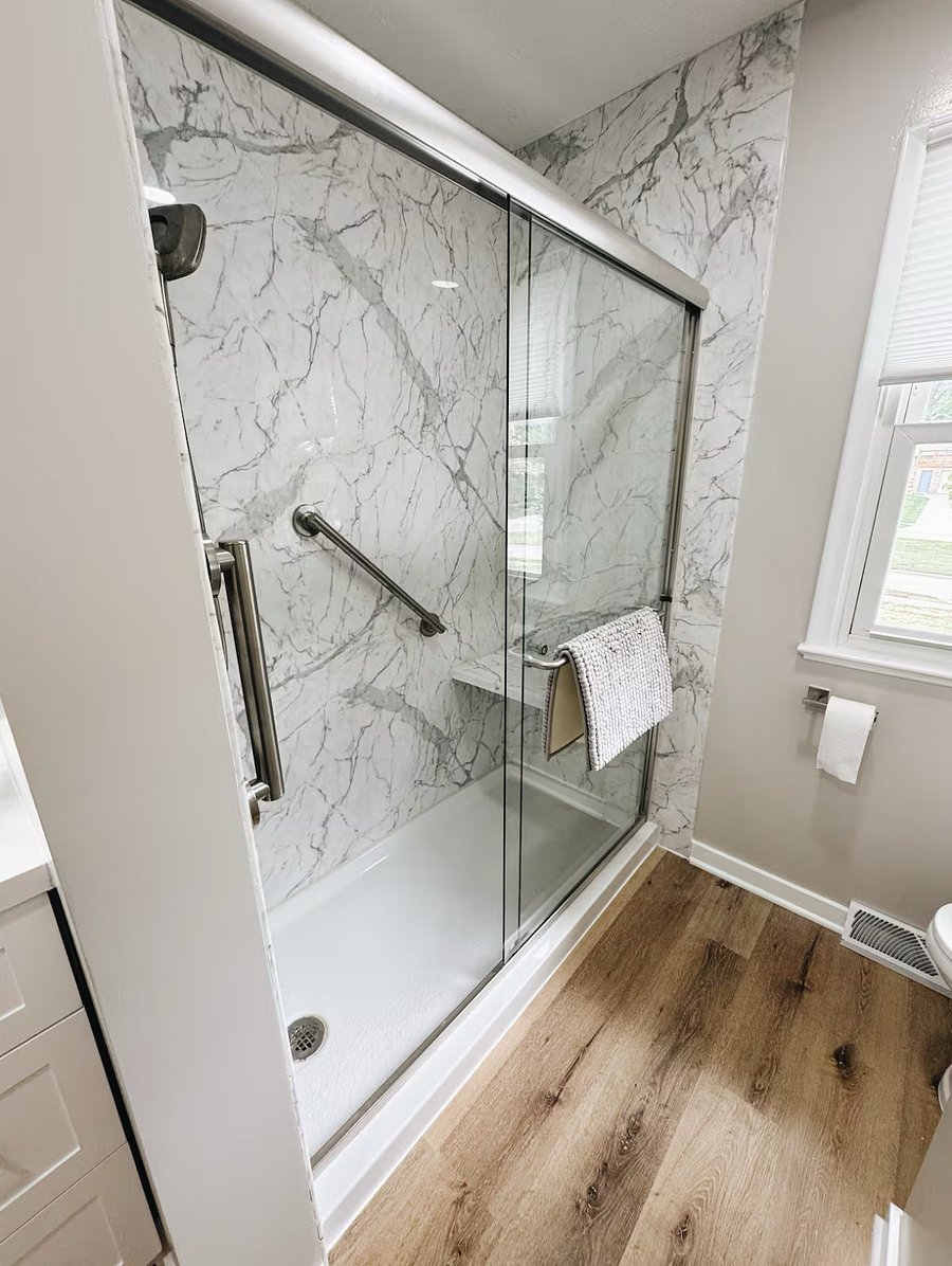 Main floor bathroom