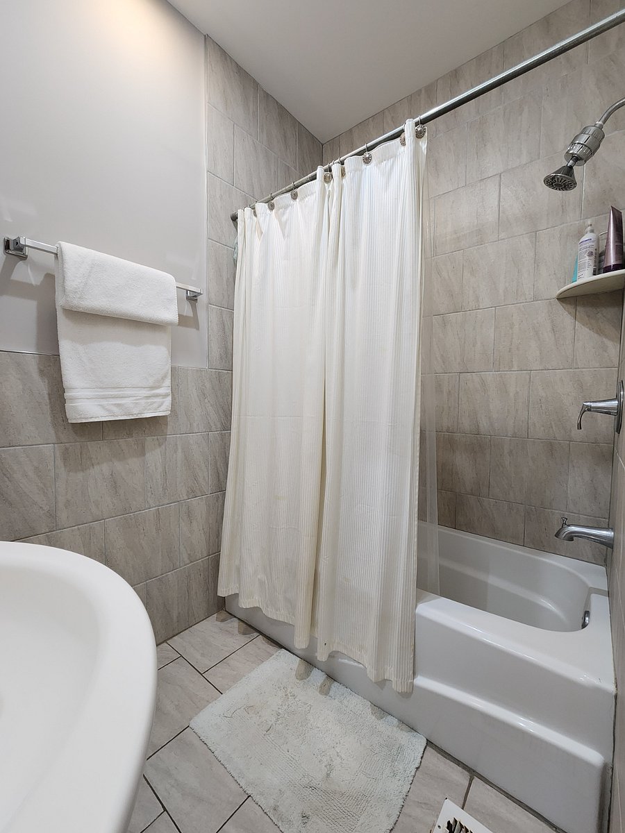 Full Bath