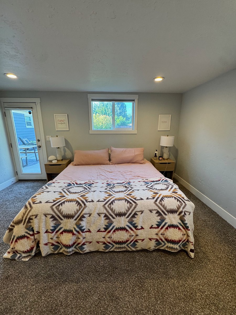 Furnished Finder property 887342_1 photo 30