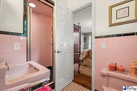Furnished Finder property 887355_1 photo 8