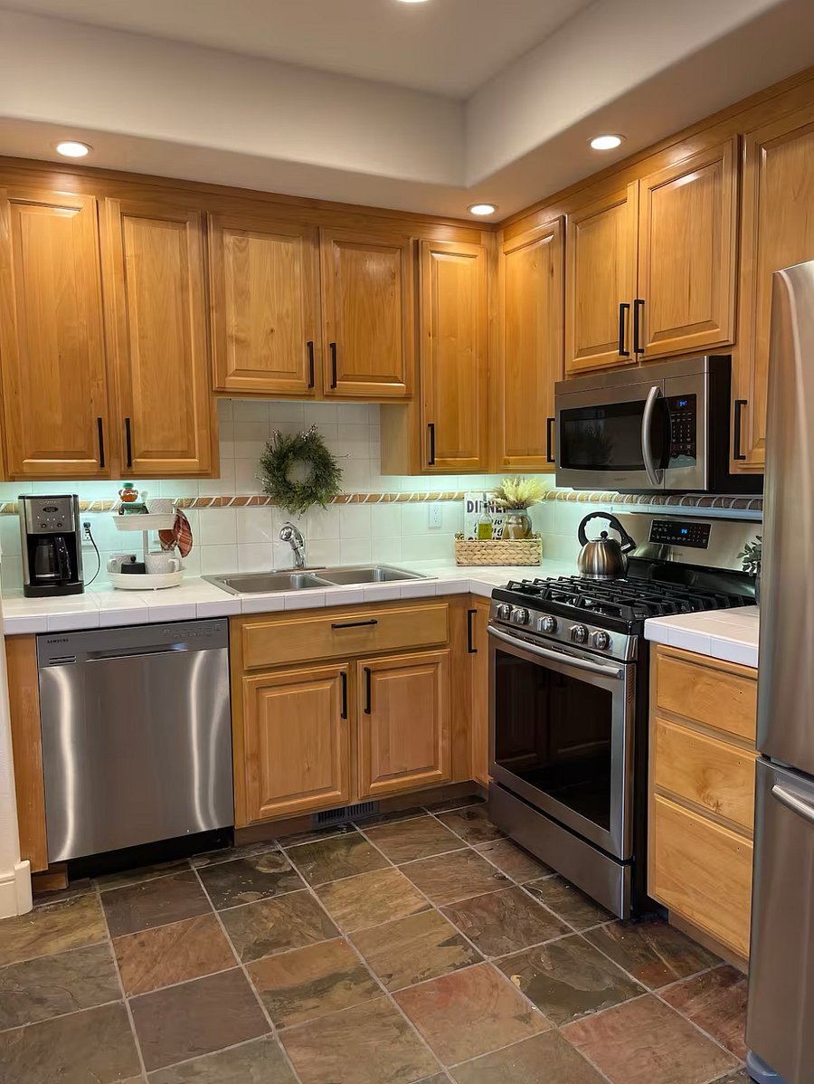 Furnished Finder property 887356_1 photo 8