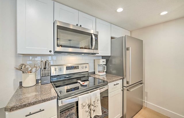 Furnished Finder property 887382_1 photo 13