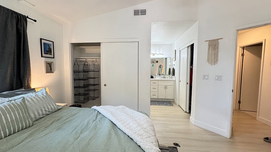 Furnished Finder property 887385_1 photo 30