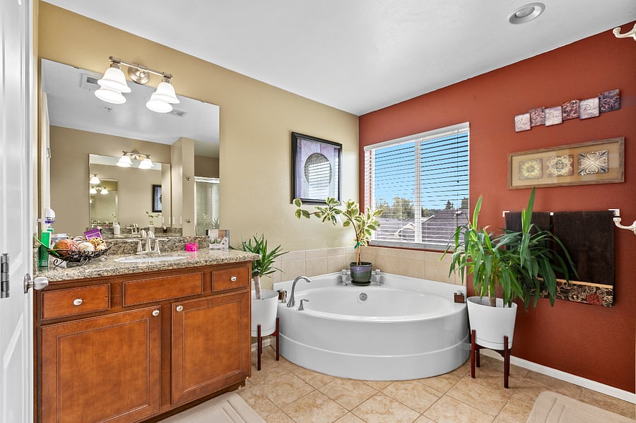 Furnished Finder property 887401_1 photo 17