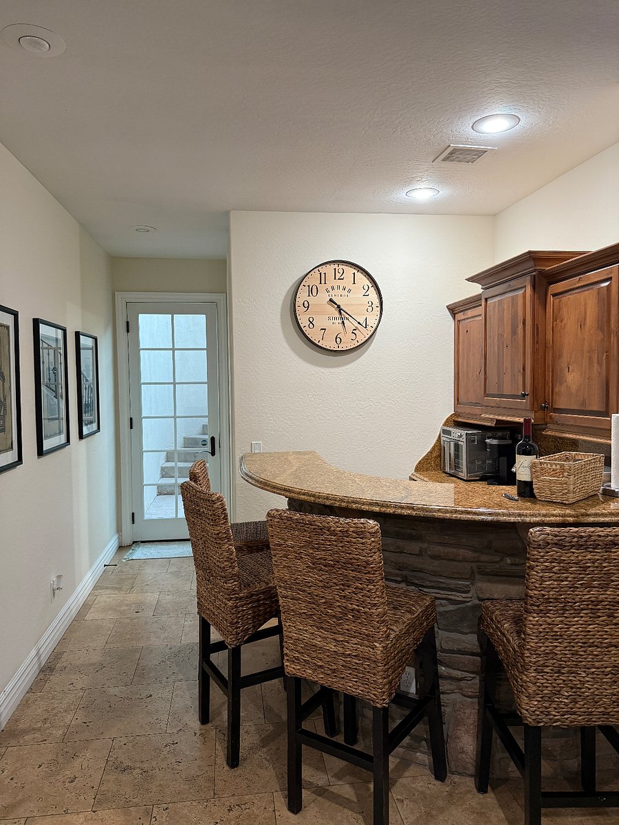 Furnished Finder property 887404_1 photo 14