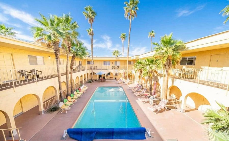 Furnished Finder property 887423_1 photo 3