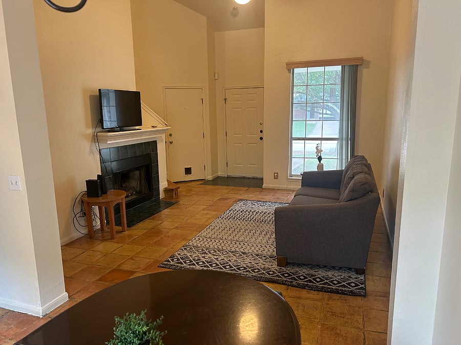 Furnished Finder property 887438_1 photo 3