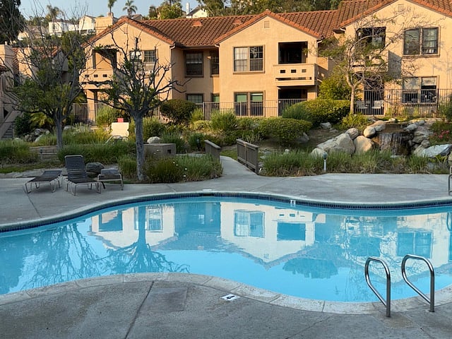 Furnished Finder property 887443_1 photo 14