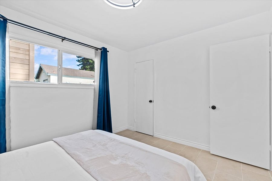 Furnished Finder property 887468_1 photo 13