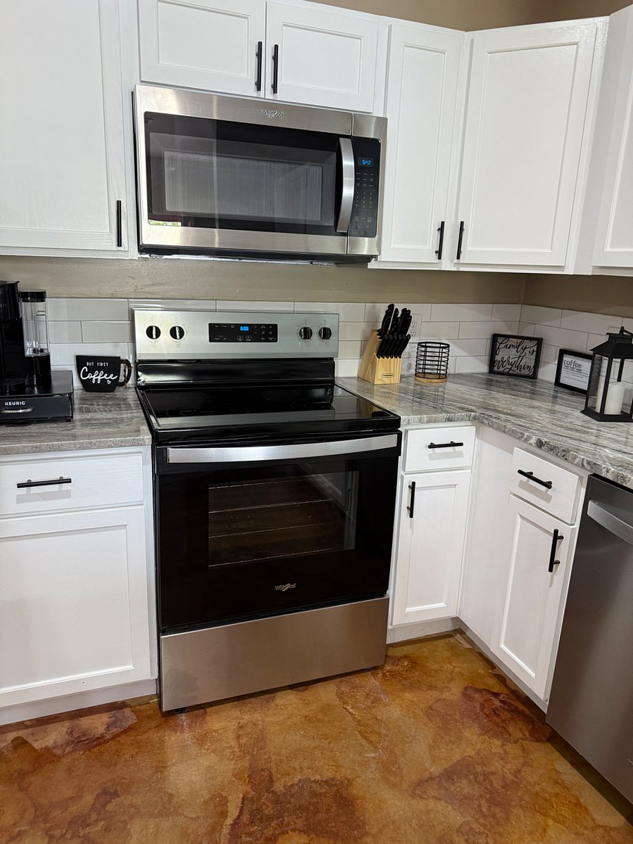 Furnished Finder property 887470_1 photo 6