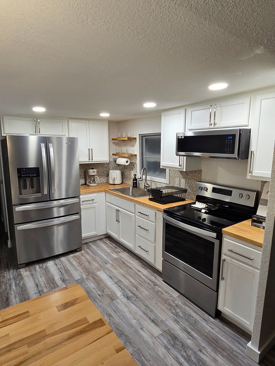 Furnished Finder property 887508_1 photo 3