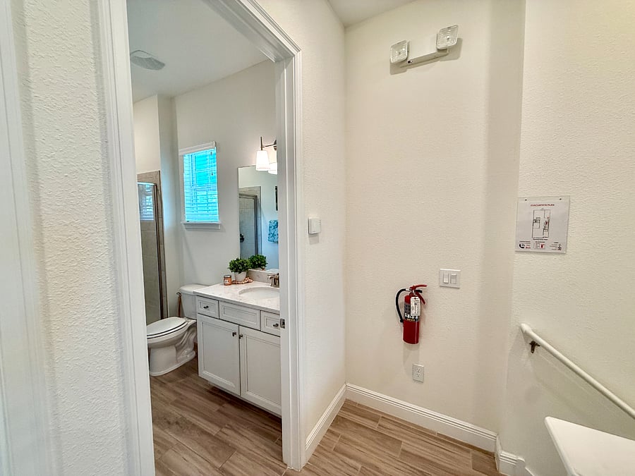 Furnished Finder property 887520_1 photo 16
