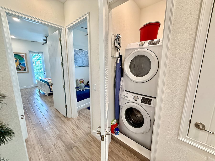 Furnished Finder property 887520_1 photo 20