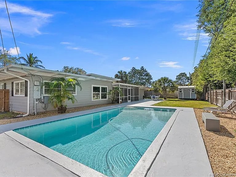 Furnished Finder property 887540_1 photo 16