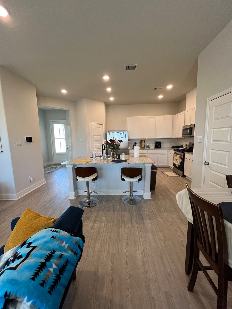 Furnished Finder property 887547_1 photo 4