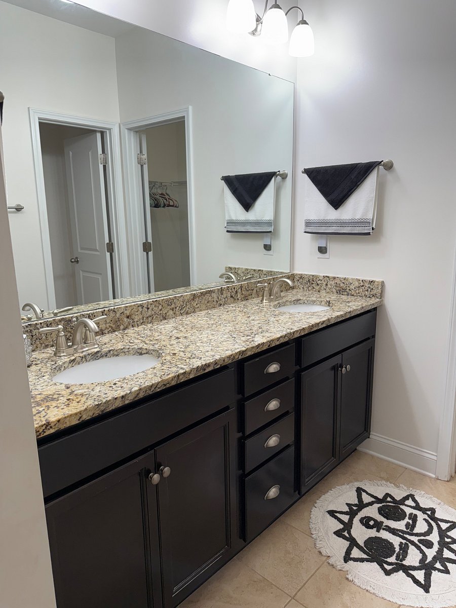 Furnished Finder property 887550_1 photo 4