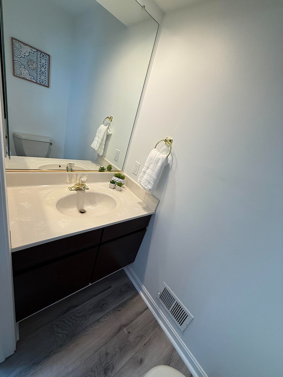 Furnished Finder property 887551_1 photo 26