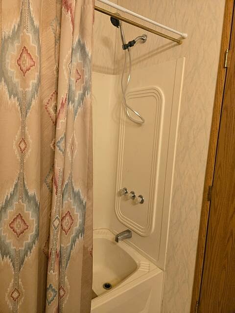 Furnished Finder property 887580_1 photo 6