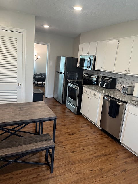 Furnished Finder property 887588_1 photo 12