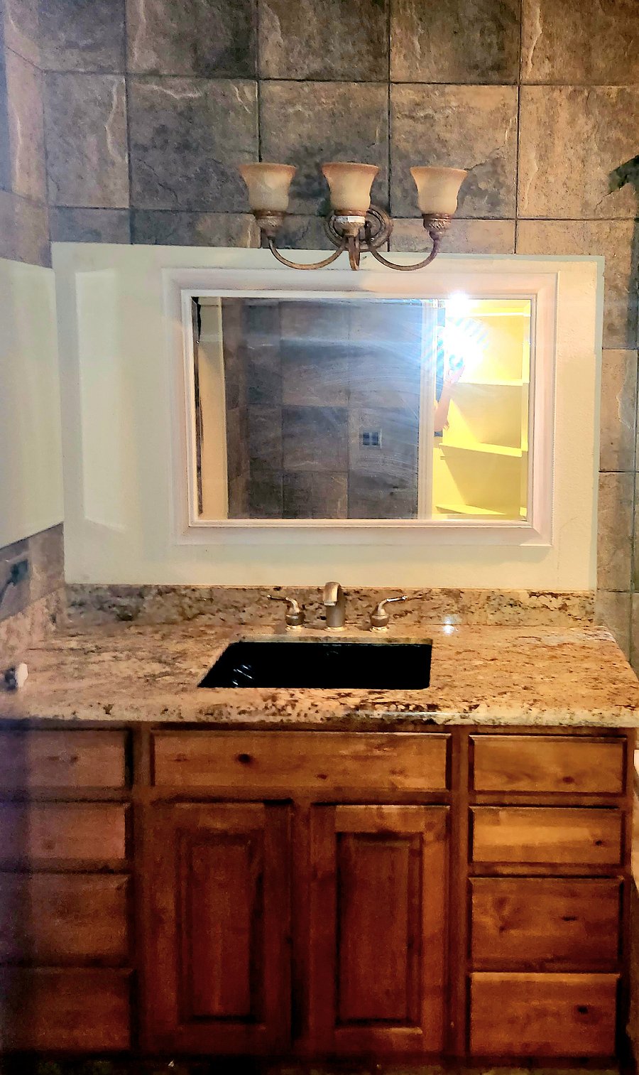 Furnished Finder property 887612_1 photo 6