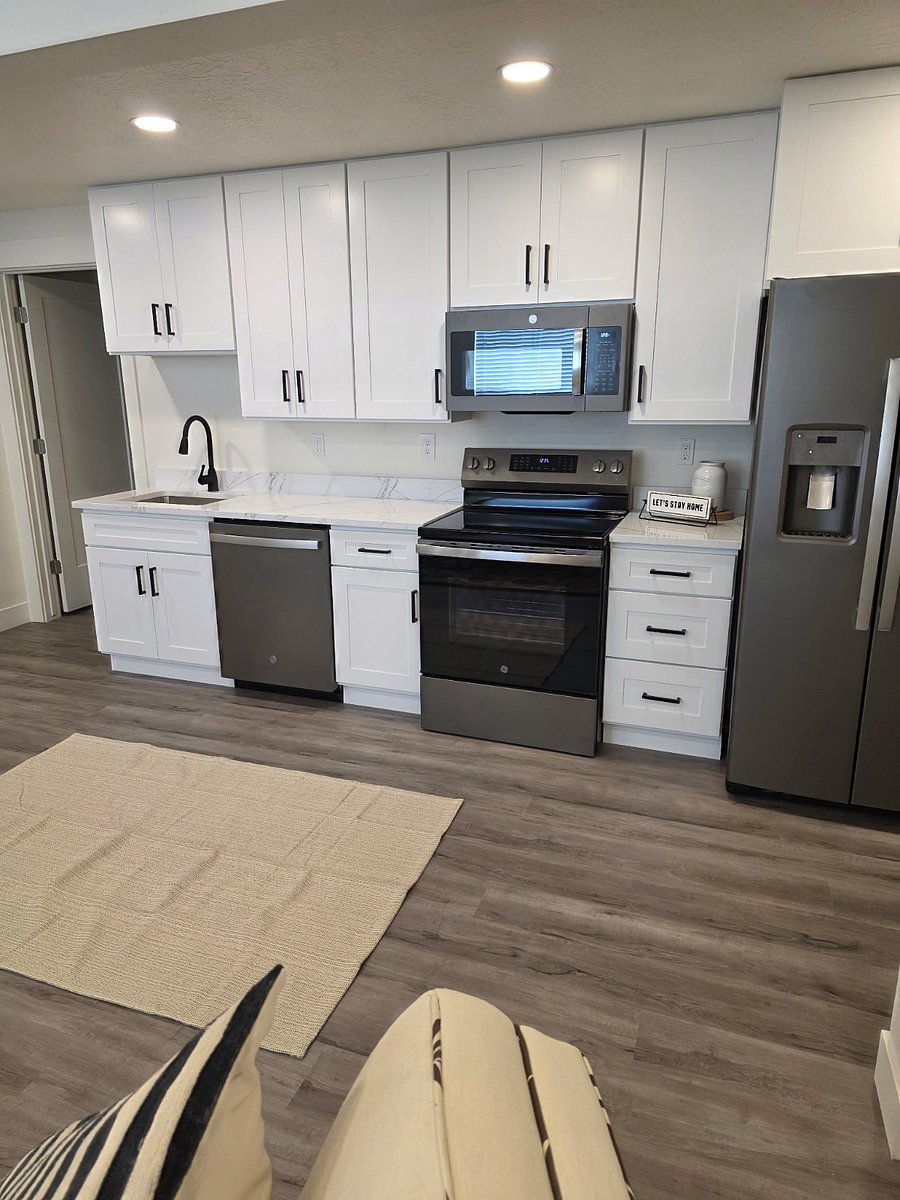 Furnished Finder property 887630_1 photo 4