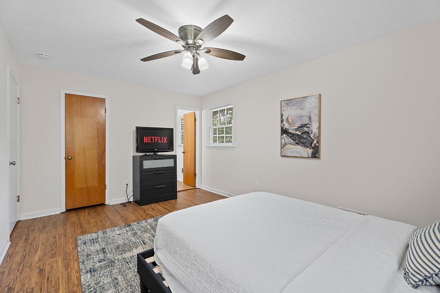 Furnished Finder property 887634_1 photo 12