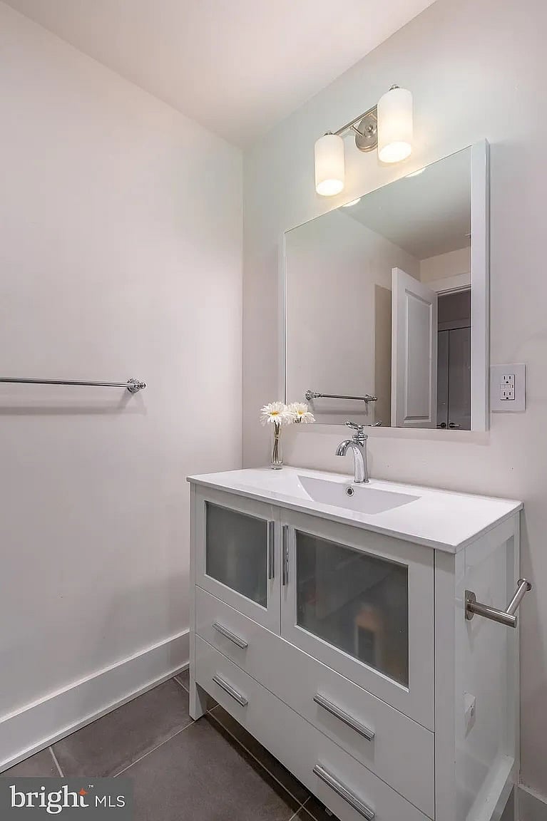 Furnished Finder property 887649_1 photo 6