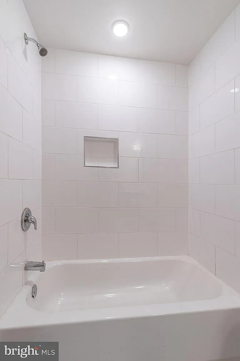 Furnished Finder property 887649_1 photo 22