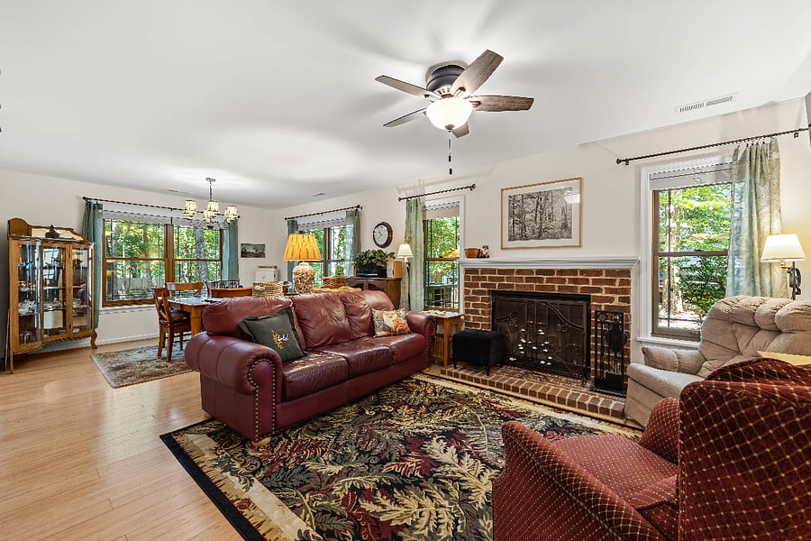 Living room/ dining room combination
