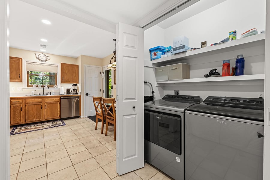 Furnished Finder property 887652_1 photo 8