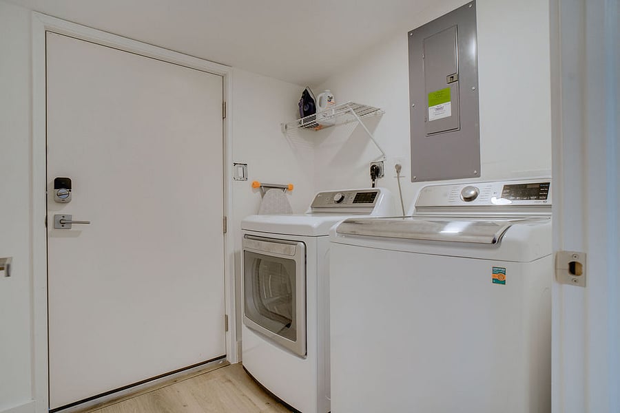 Furnished Finder property 887654_1 photo 9