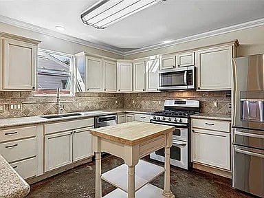 Furnished Finder property 887685_2 photo 8