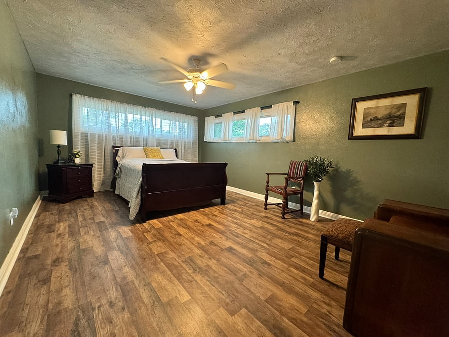 Furnished Finder property 887694_1 photo 6