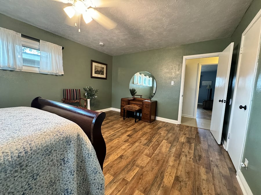 Furnished Finder property 887694_1 photo 8