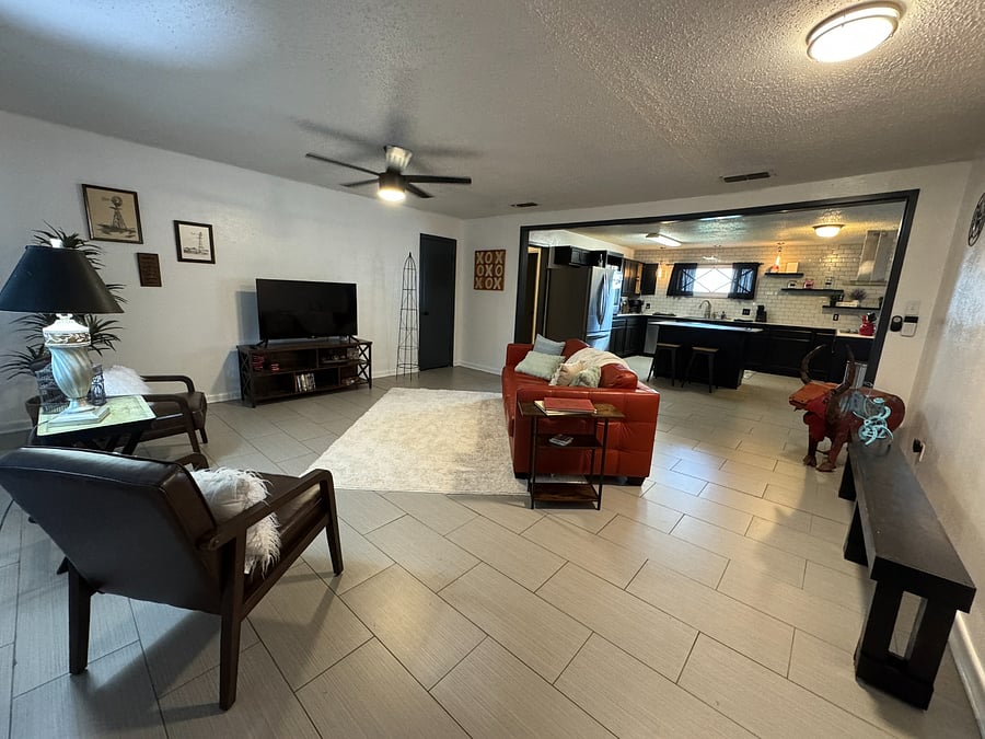 Furnished Finder property 887694_1 photo 12