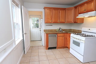 Furnished Finder property 887710_1 photo 10