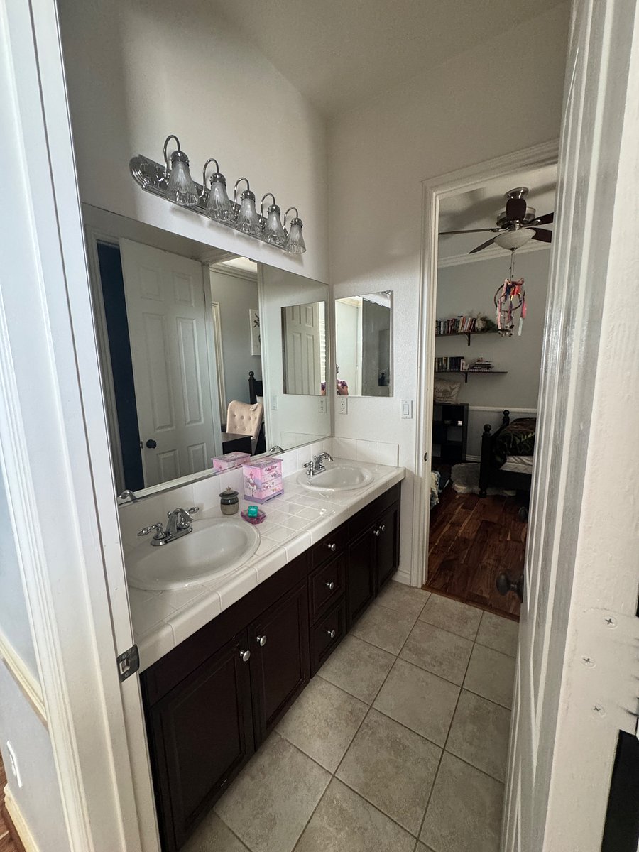 Furnished Finder property 887753_1 photo 3